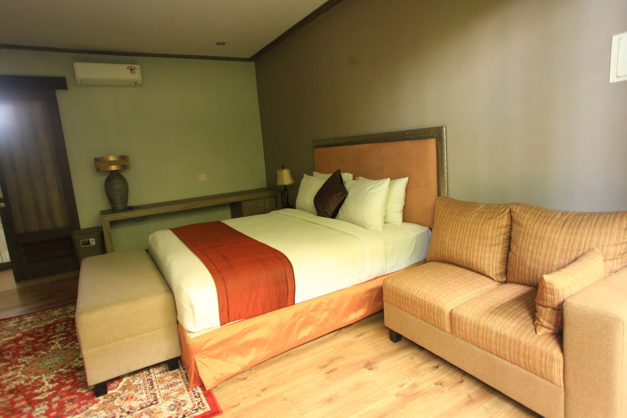 Puri Sabina Bed & Breakfast Jimbaran Exterior foto
